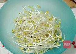 豆芽炒韭菜的做法图解1