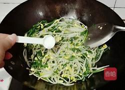 豆芽炒韭菜的做法图解7