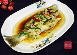 蒜香鲈鱼的做法图解8