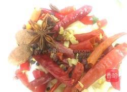 香辣鸡脚的做法图解1
