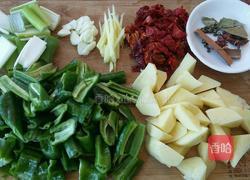 新疆家庭自制大盘鸡的做法图解6