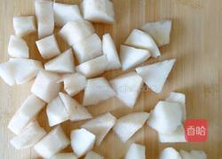 红枣雪梨炖冰糖的做法图解2
