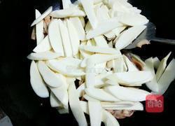 茭白炒墨鱼干的做法图解4