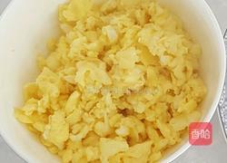 鸡蛋韭菜盒子的做法图解6