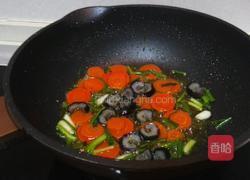 海参胡萝卜炒虾仁的做法图解8
