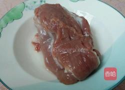 软炸里脊的做法图解1