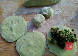 三鲜馅馅饼的做法图解5