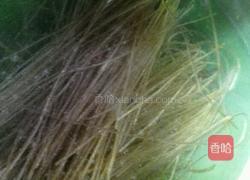 排骨炖粉条鸡蛋的做法图解3