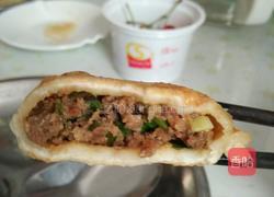 猪肉香葱馅饼的做法图解10