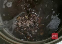 黑豆核桃粥的做法图解4