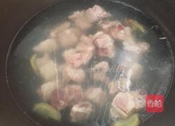 原味排骨百合汤的做法图解4