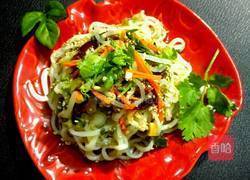 皮蛋什锦凉拌面的做法图解13