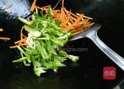 青椒胡萝卜炒鸡丝的做法图解9