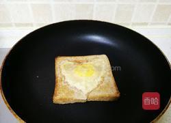 简单早餐之全麦面包鸡蛋的做法图解5
