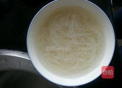 蒜蓉粉丝蒸大虾的做法图解2