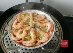 蒜蓉粉丝蒸大虾的做法图解5