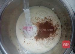 八寸三色戚风蛋糕的做法图解10