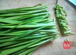 韭菜大肉馅饺子的做法图解3