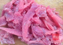 酸菜肉丝汤粉的做法图解1