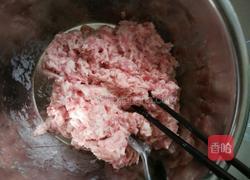 美味烩丸子的做法图解1