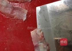 爆炒黑鱼片的做法图解3