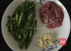 苦瓜炒肉的做法图解2