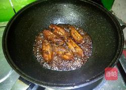 红酒鸡翅的做法图解10