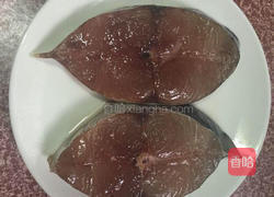 香煎马胶鱼的做法图解1