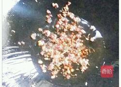 干煸凤尾鱼的做法图解5