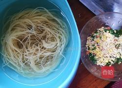 酸辣米线的做法图解4