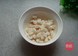 彩蔬馒头丁的做法图解3