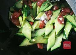 黃瓜炒臘腸的做法圖解6