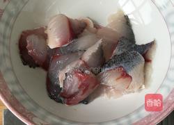 酸菜鱼的做法图解2