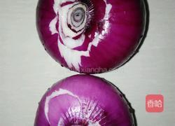 炒洋葱的做法图解1