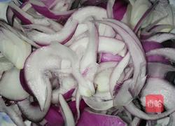 炒洋葱的做法图解3