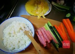 鲜美火腿寿司的做法图解3