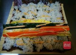 鲜美火腿寿司的做法图解4