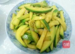 清炒嫩南瓜的做法图解3