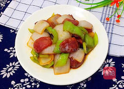 青椒洋葱炒腊肠的做法图解7