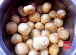 鸡腿焖土豆的做法图解2