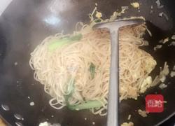 洋葱炒面的做法图解5
