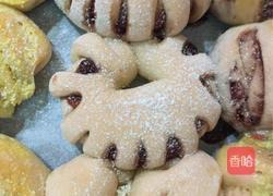 毛毛虫果酱面包的做法图解11