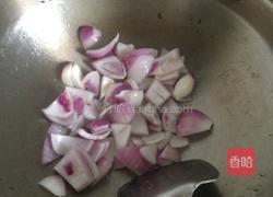 土豆炒洋葱的做法图解3