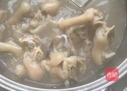 脆皮猪蹄的做法图解1
