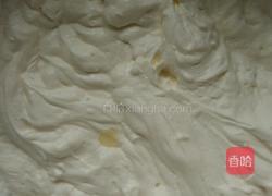 香蕉草莓慕斯（6寸）的做法图解4