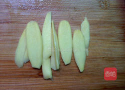 苦瓜黄豆排骨汤的做法图解2