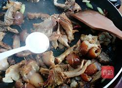 尖椒炒猪肘的做法图解6