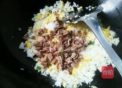 飘香牛肉蛋炒饭的做法图解6