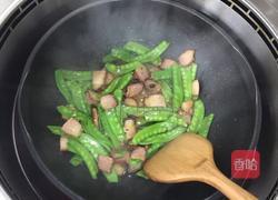 荷兰豆炒腊肉的做法图解4