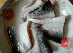 红烧鳕鱼的做法图解1